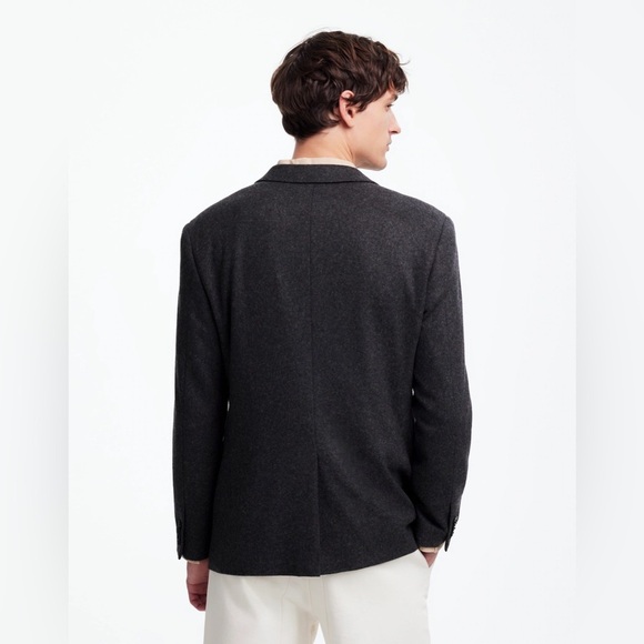 Madewell The Roebling Two-Button Blazer in Italian Fabric NS582 - Picture 3 of 6